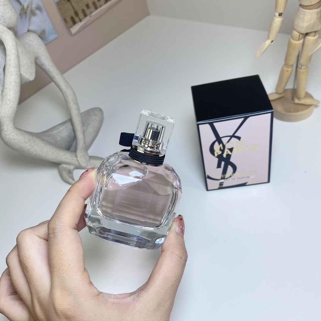Saint Laurent perfume